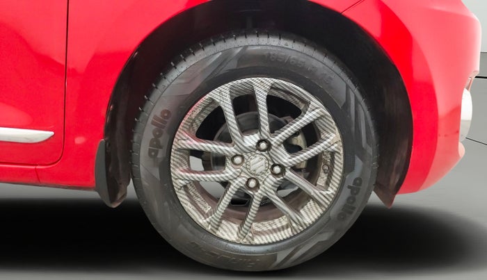 2018 Maruti Swift ZXI AMT, Petrol, Automatic, 37,122 km, Right Front Wheel