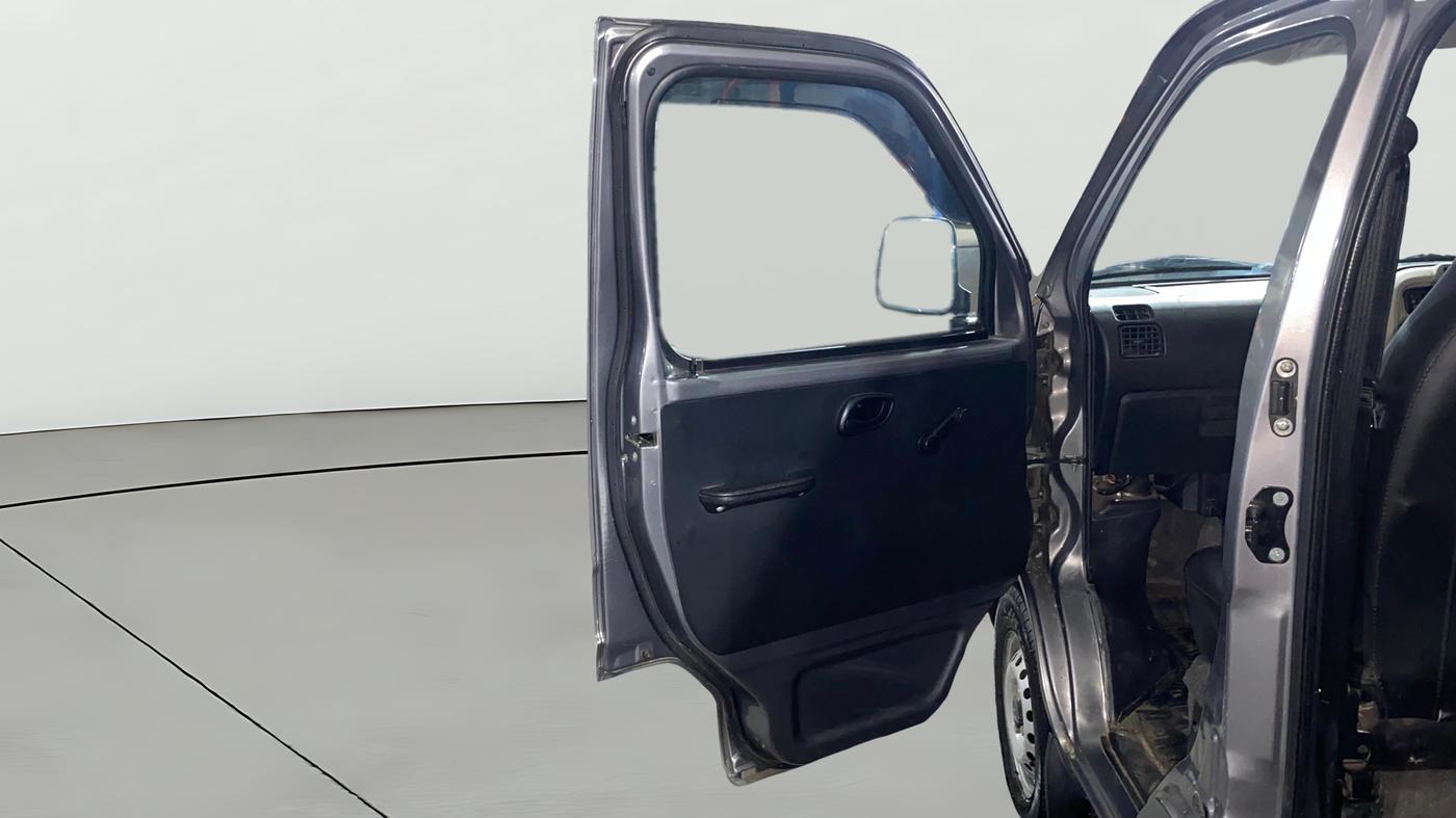 2025 Maruti Eeco 5 STR STD(O), Petrol, Manual, 12,414 km, LHS Front Door
