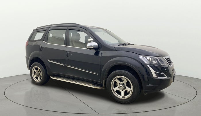 2015 Mahindra XUV500 W6, Diesel, Manual, 1,13,116 km, SRP