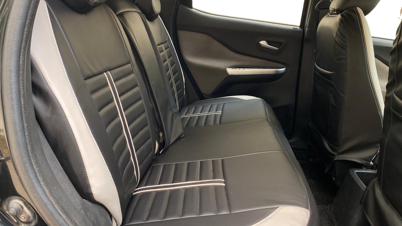 2021 Nissan MAGNITE XV TURBO, Petrol, Manual, 1,44,156 km, Right Side Rear Door Cabin