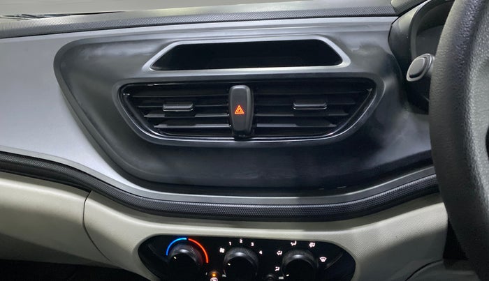 2024 Tata ALTROZ XE CNG, CNG, Manual, 17,614 km, Air Conditioner