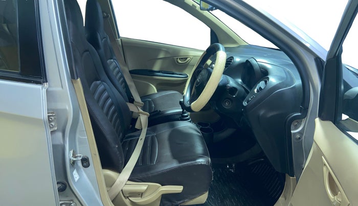 2014 Honda Brio S MT, Petrol, Manual, 1,15,782 km, Right Side Front Door Cabin