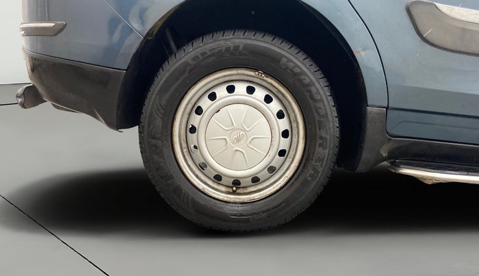 2019 Mahindra MARAZZO M2 8 STR, Diesel, Manual, 1,15,714 km, Right Rear Wheel