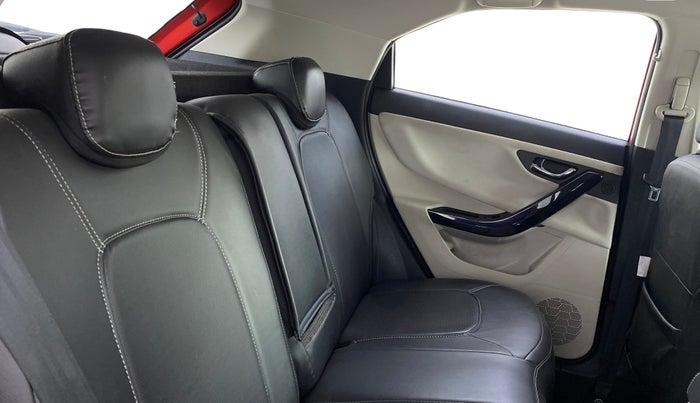 2021 Tata NEXON XZA PLUS SUNROOF DIESEL, Diesel, Automatic, 24,590 km, Right Side Rear Door Cabin