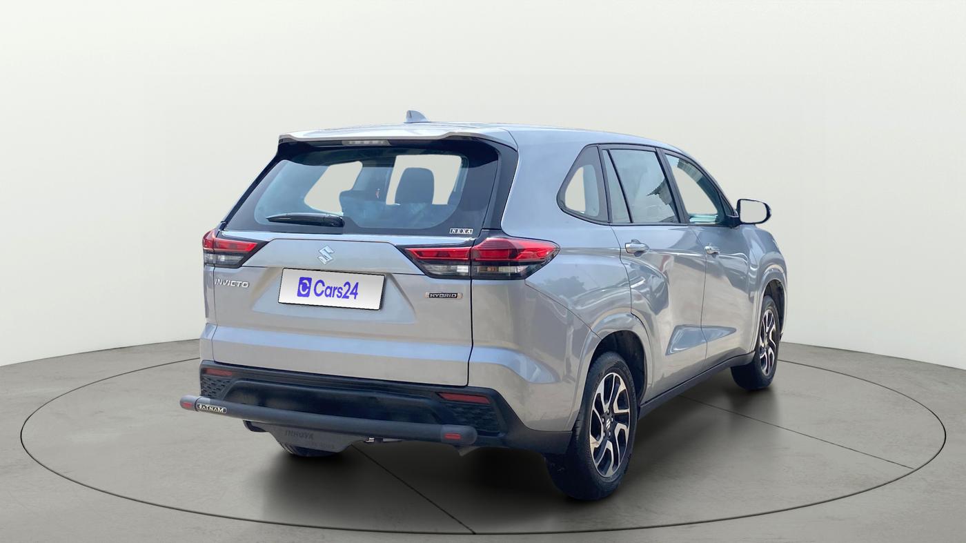 2023 Maruti Invicto ZETA PLUS 8 STR STRONG HYBRID, Hybrid, Automatic, 17,305 km, Right Back Diagonal