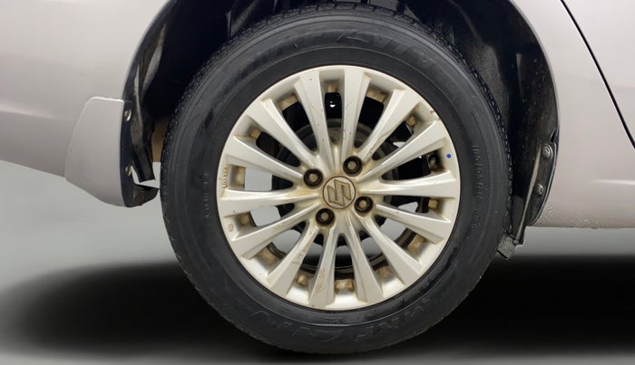 2015 Maruti Ciaz ZXI, Petrol, Manual, 78,259 km, Right Rear Wheel