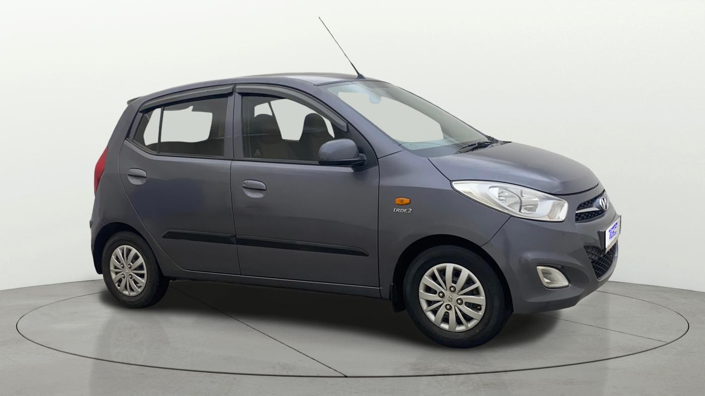 2015 Hyundai i10 SPORTZ 1.1, Petrol, Manual, 84,321 km, Right Front Diagonal