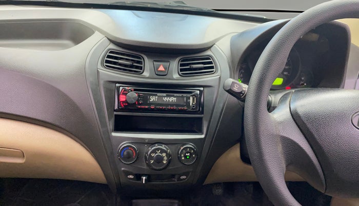 2015 Hyundai Eon D-LITE+, CNG, Manual, 1,10,658 km, Air Conditioner