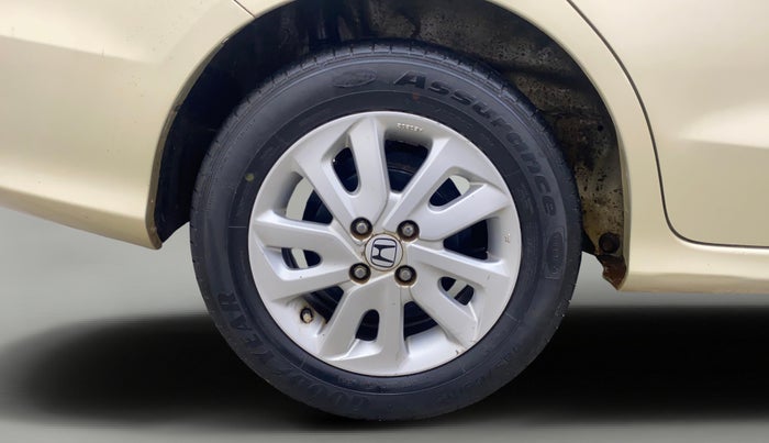 2015 Honda Mobilio 1.5L I-DTEC V, Diesel, Manual, 85,893 km, Right Rear Wheel