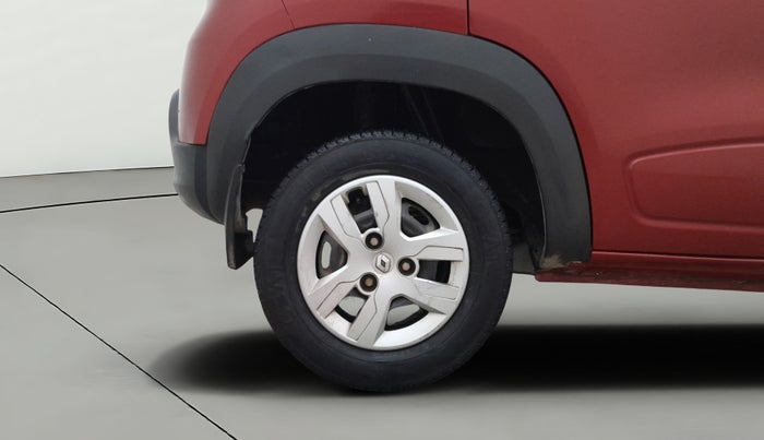 2017 Renault Kwid RXT 1.0 AMT, Petrol, Automatic, 83,906 km, Right Rear Wheel