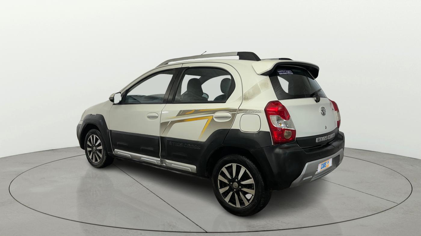 2014 Toyota Etios CROSS 1.2 G, Petrol, Manual, 63,797 km, Left Back Diagonal