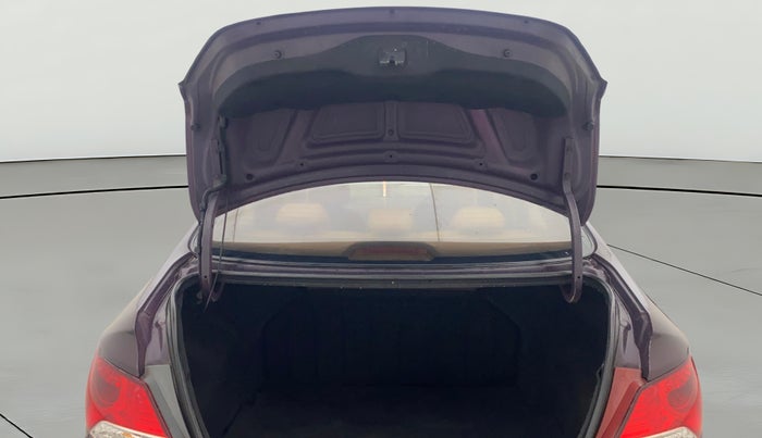 2012 Hyundai Verna FLUIDIC 1.6 VTVT SX, Petrol, Manual, 1,00,626 km, Boot Door Open