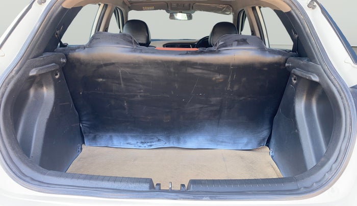 2019 Hyundai Elite i20 MAGNA PLUS 1.2, Petrol, Manual, 83,244 km, Boot Open Zoomed View