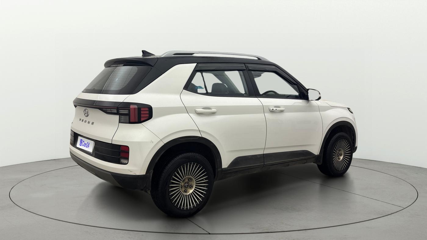 2023 Hyundai VENUE SX 1.2 PETROL, Petrol, Manual, 76,179 km, Right Back Diagonal