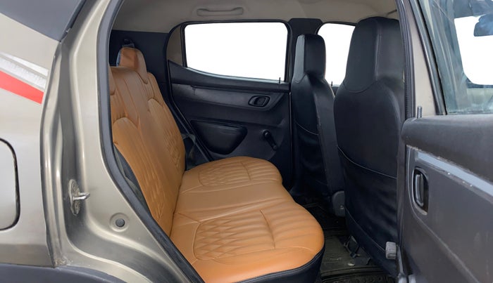 2016 Renault Kwid RXT 1.0, Petrol, Manual, 53,228 km, Right Side Rear Door Cabin