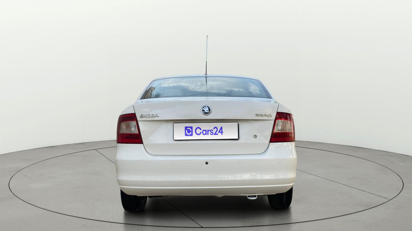 2015 Skoda Rapid AMBITION 1.5 TDI, Diesel, Manual, 80,270 km, Back/Rear