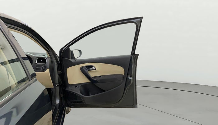 2018 Skoda Rapid AMBITION 1.6 MPI MT, Petrol, Manual, 28,306 km, RHS Front Door