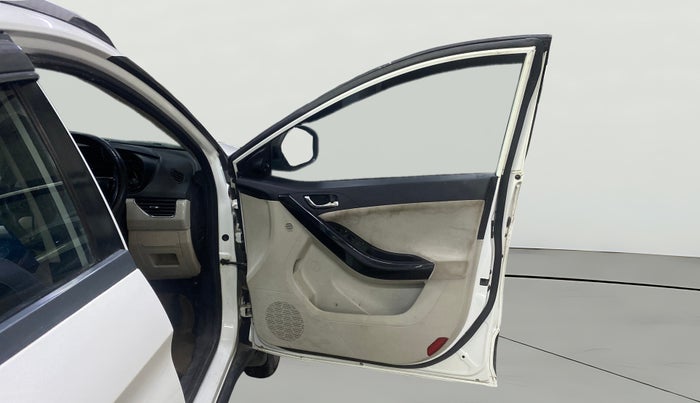 2022 Tata NEXON XZ PLUS PETROL, Petrol, Manual, 45,586 km, RHS Front Door