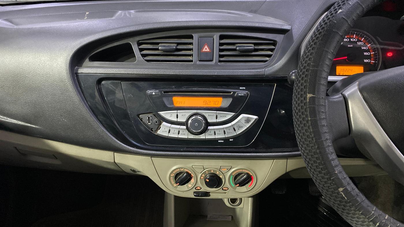 2016 Maruti Alto K10 VXI, Petrol, Manual, 38,216 km, Air Conditioner