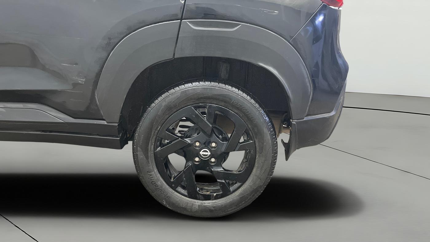 2023 Nissan MAGNITE XV CVT TURBO KURO EDITION , Petrol, Automatic, 19,702 km, Left Rear Wheel