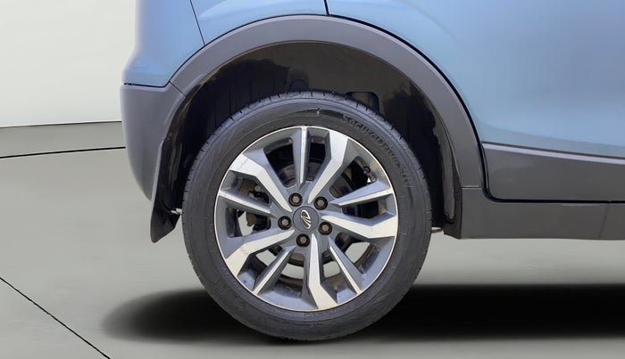 2021 Mahindra XUV300 W8 (O) 1.2 PETROL AMT, Petrol, Automatic, 78,608 km, Right Rear Wheel