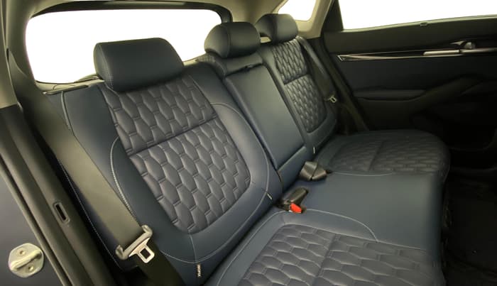 2021 KIA SELTOS X LINE 1.4 PETROL DCT, Petrol, Automatic, 58,027 km, Right Side Rear Door Cabin