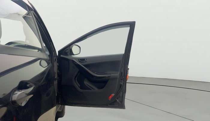 2022 Tata NEXON XZ PLUS (HS) PETROL DARK EDITION, Petrol, Manual, 36,472 km, RHS Front Door