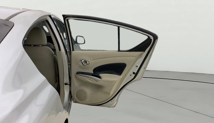 2014 Renault Scala RXL PETROL AT, Petrol, Automatic, 95,056 km, RHS Rear Door