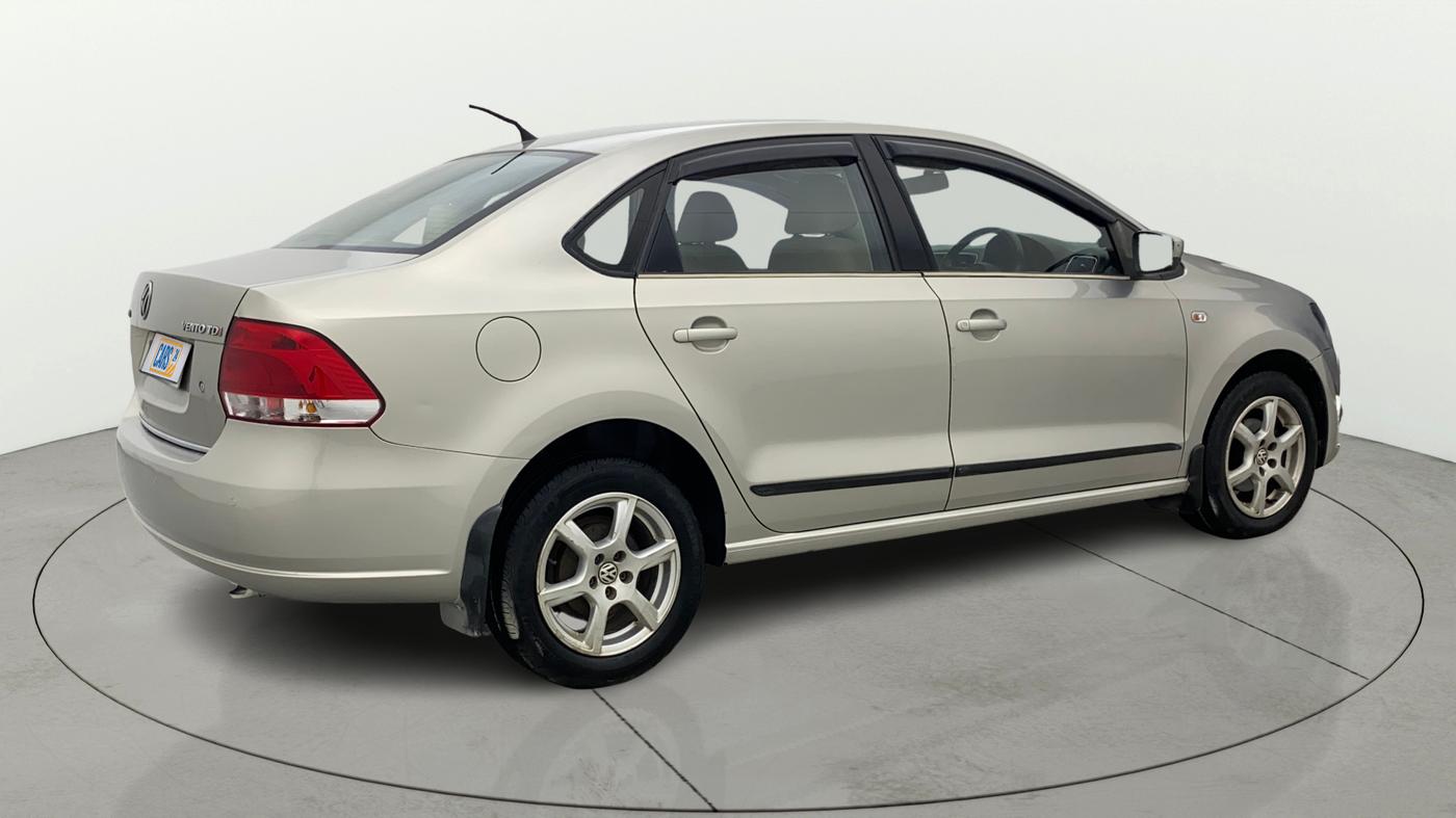 2012 Volkswagen Vento HIGHLINE DIESEL 1.6, Diesel, Manual, 79,013 km, Right Back Diagonal