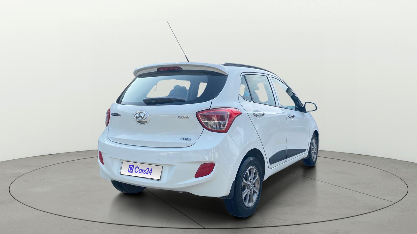 2016 Hyundai Grand i10 ASTA 1.2 KAPPA VTVT, Petrol, Manual, 1,07,242 km, Right Back Diagonal
