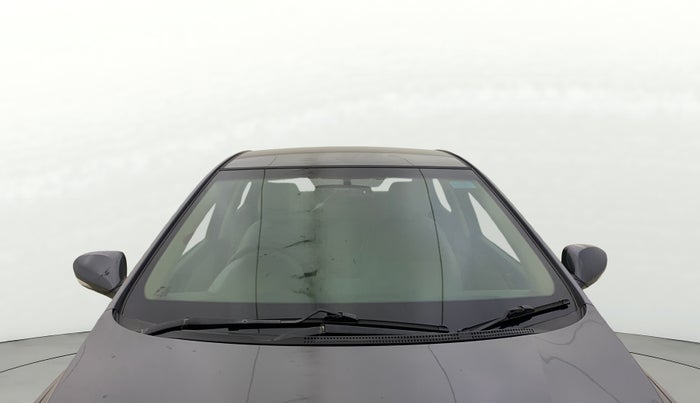 2016 Hyundai Verna 1.6 VTVT SX, Petrol, Manual, 39,219 km, Front Windshield