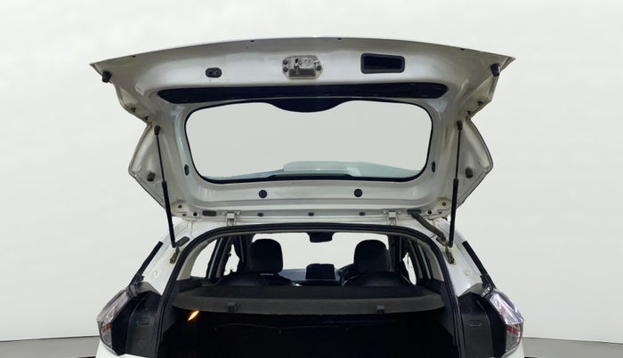 2022 Tata NEXON XM SUNROOF DIESEL, Diesel, Manual, 53,077 km, Boot Door Open