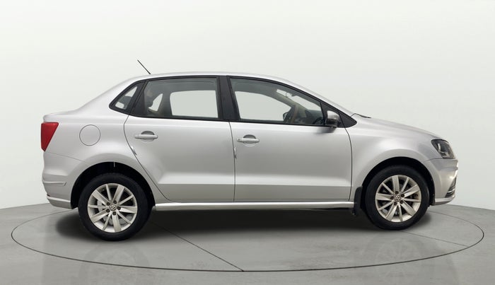 2017 Volkswagen Ameo HIGHLINE1.5L, Diesel, Manual, 47,305 km, Right Side View