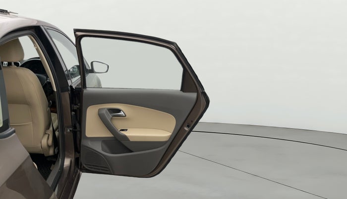 2017 Volkswagen Vento 1.2 TSI HIGHLINE PLUS AT, Petrol, Automatic, 43,250 km, RHS Rear Door