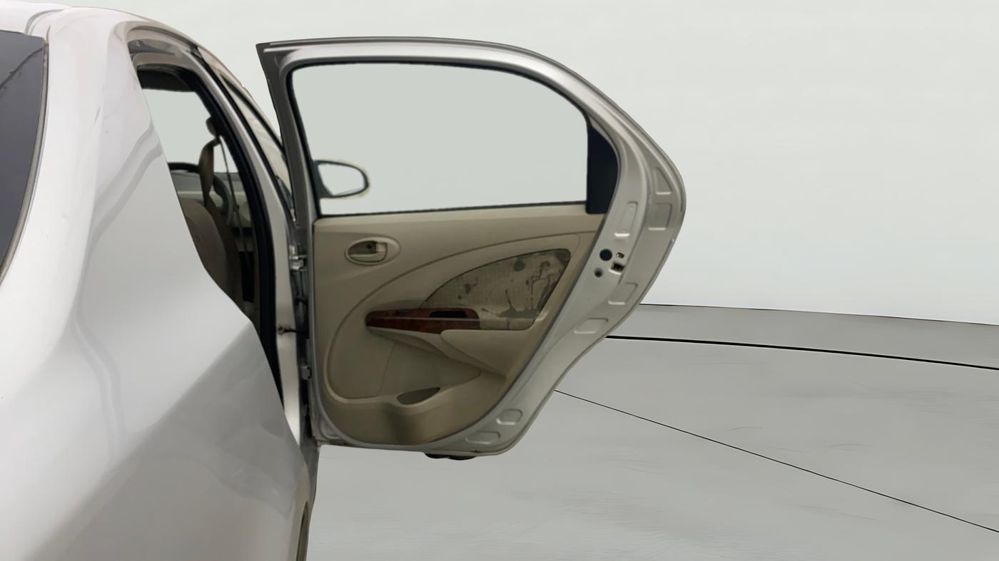 2013 Toyota Etios Liva V, Petrol, Manual, 61,478 km, RHS Rear Door