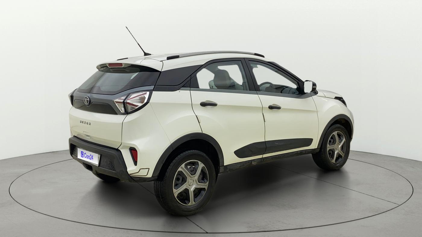 2021 Tata NEXON XMA DIESEL, Diesel, Automatic, 61,099 km, Right Back Diagonal