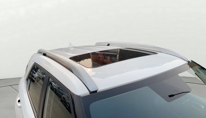 2020 Hyundai VENUE SX 1.5 CRDI, Diesel, Manual, 45,316 km, Roof