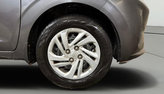2021 Hyundai AURA S 1.2 CNG, CNG, Manual, 1,15,695 km, Right Front Wheel