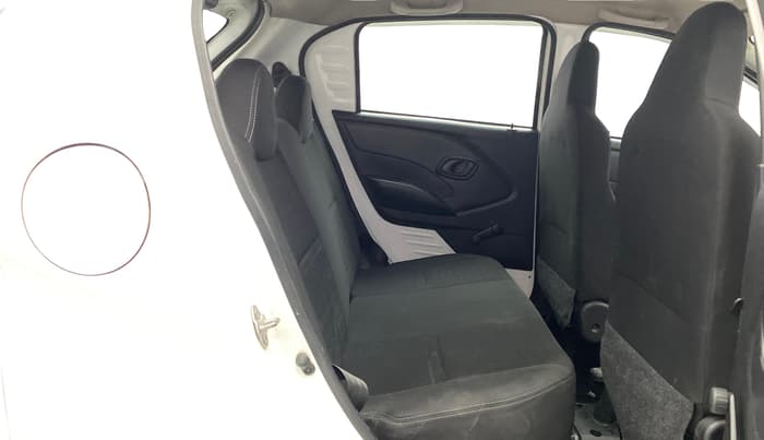 2017 Datsun Redi Go T(O) 1.0, Petrol, Manual, 67,900 km, Right Side Rear Door Cabin
