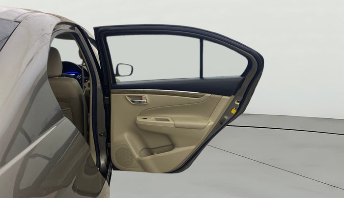 2021 Maruti Ciaz ALPHA 1.5 SHVS PETROL, Petrol, Manual, 26,129 km, RHS Rear Door