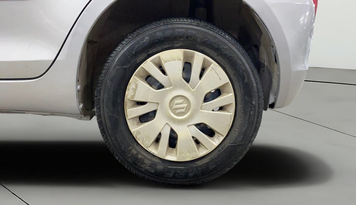 2014 Maruti Swift VXI, Petrol, Manual, 1,04,665 km, Left Rear Wheel