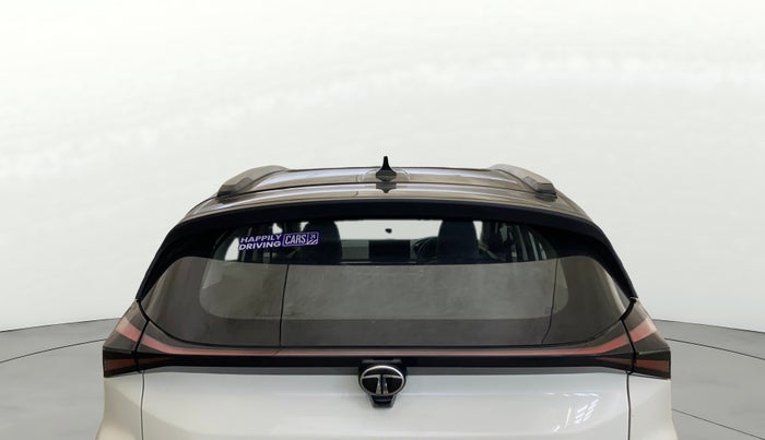 2025 Tata NEXON FEARLESS + SUNROOF DCA DUAL TONE 1.2 PETROL, CNG, Automatic, 9,111 km, Rear Windshield