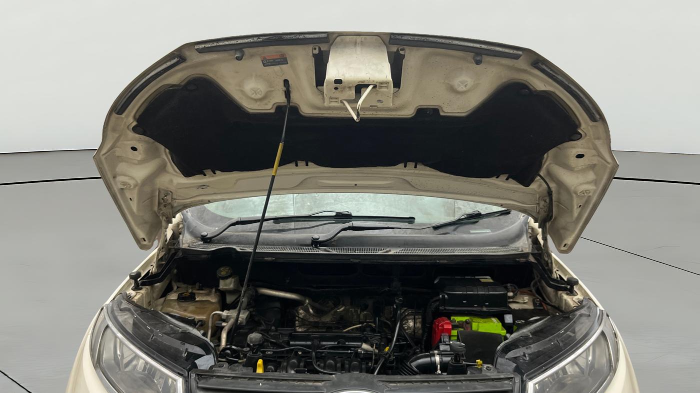 2015 Ford Ecosport TREND 1.5L PETROL, Petrol, Manual, 1,16,023 km, Open Bonet