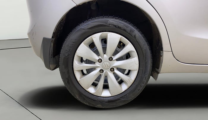 2015 Maruti Baleno DELTA PETROL 1.2, Petrol, Manual, 68,782 km, Right Rear Wheel