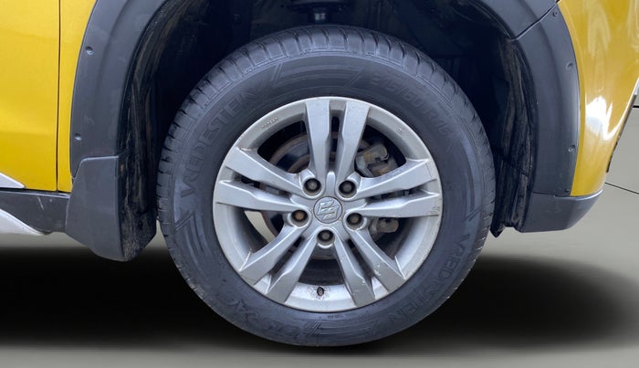 2016 Maruti Vitara Brezza ZDI PLUS, Diesel, Manual, 83,320 km, Right Front Wheel