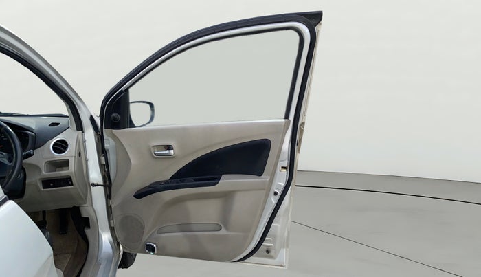 2016 Maruti Celerio VXI, Petrol, Manual, 50,128 km, RHS Front Door