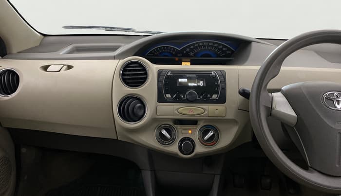 2013 Toyota Etios V, Petrol, Manual, 38,460 km, Air Conditioner
