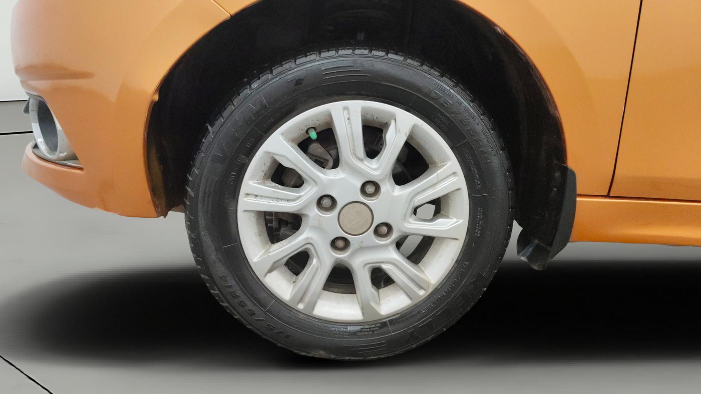 2017 Tata Tiago XZA PETROL, Petrol, Automatic, 1,02,151 km, Left Front Wheel