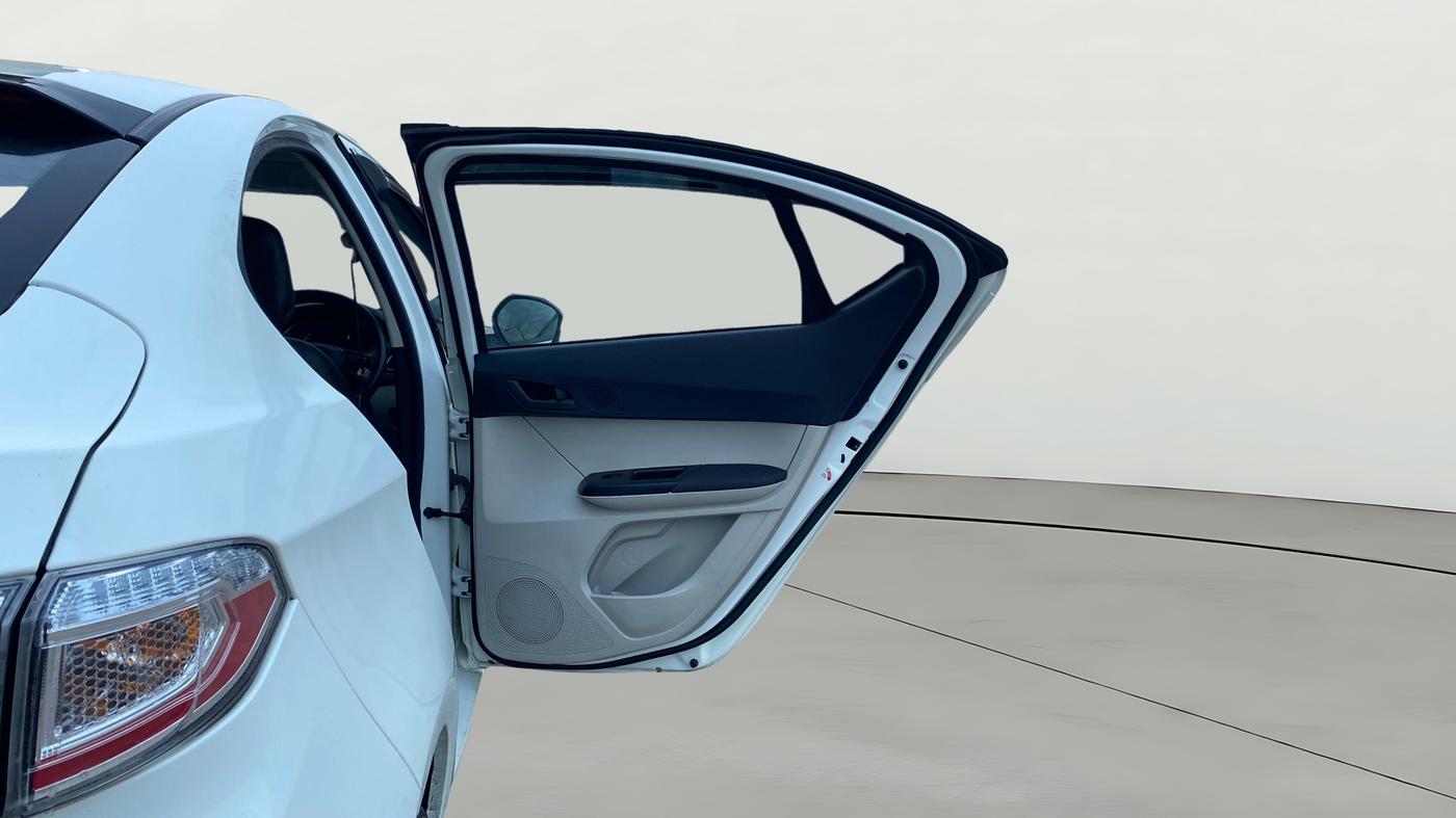 2024 Tata TIGOR XZ CNG, CNG, Manual, 17,640 km, RHS Rear Door