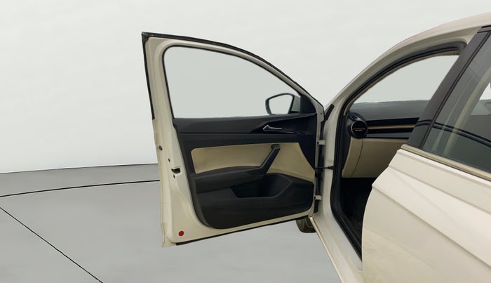 2022 Skoda SLAVIA STYLE 1.0L TSI MT, Petrol, Manual, 68,593 km, LHS Front Door